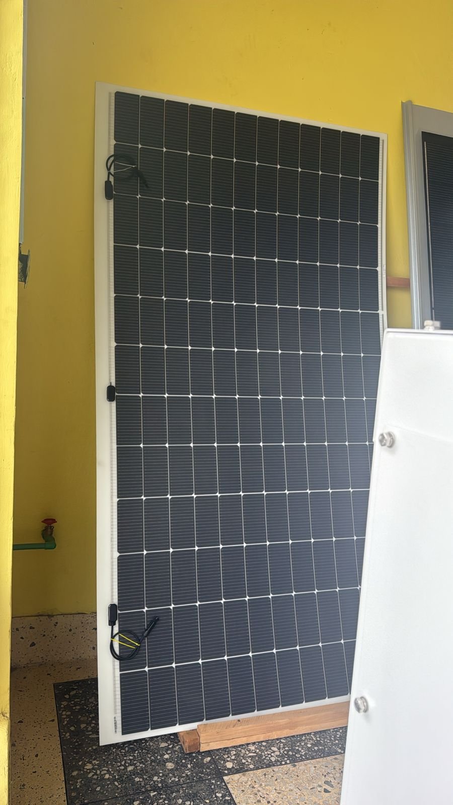 580W Flexible Solar Panel