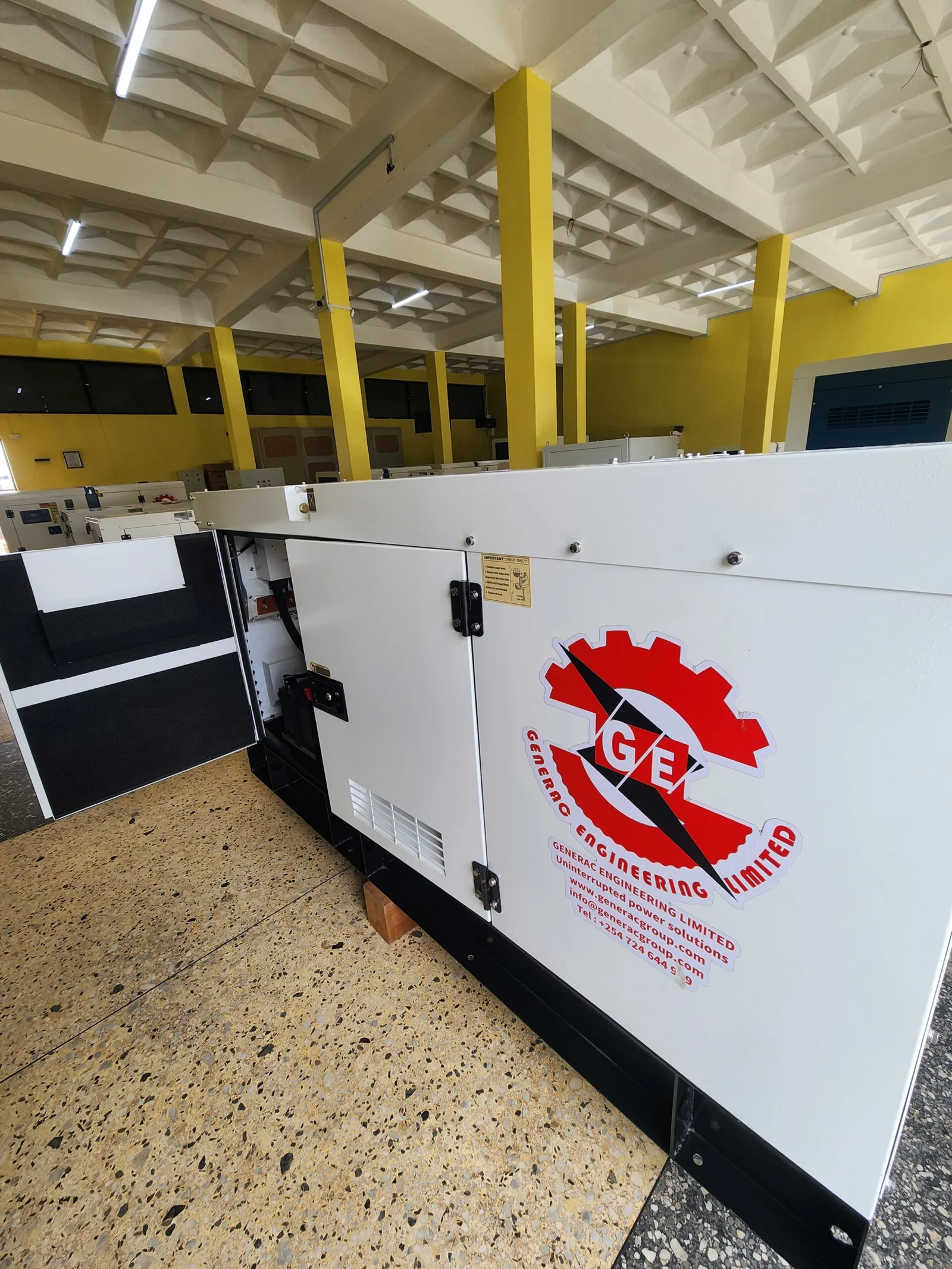 500KVA CUMMINS GENERATOR